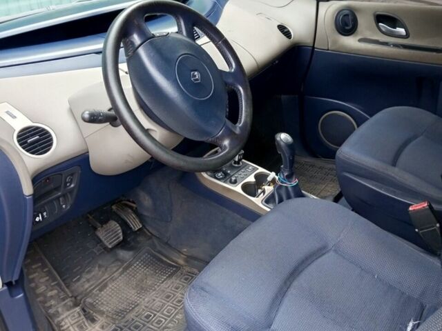 Сірий Рено Еспейс, об'ємом двигуна 2 л та пробігом 330 тис. км за 5600 $, фото 1 на Automoto.ua