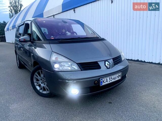 Серый Рено Эспейс, объемом двигателя 2.2 л и пробегом 298 тыс. км за 5499 $, фото 1 на Automoto.ua