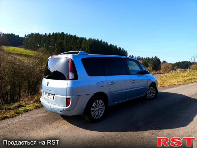 Серый Рено Эспейс, объемом двигателя 2 л и пробегом 373 тыс. км за 3900 $, фото 1 на Automoto.ua