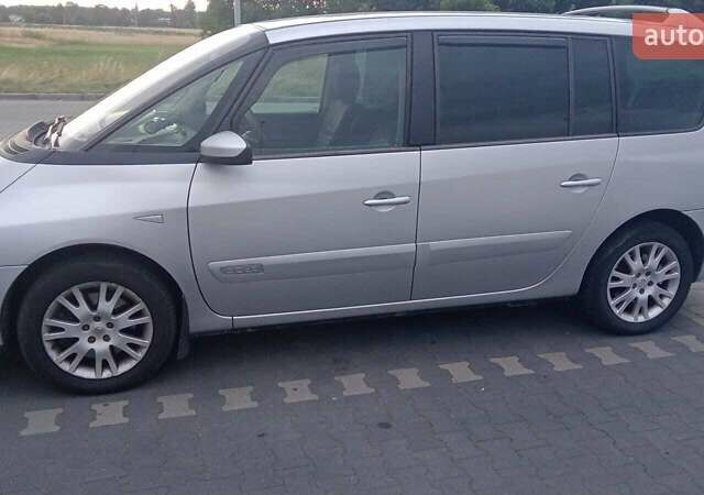 Сірий Рено Еспейс, об'ємом двигуна 2 л та пробігом 375 тис. км за 6500 $, фото 1 на Automoto.ua