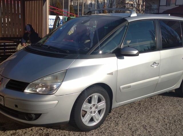 Сірий Рено Еспейс, об'ємом двигуна 2.2 л та пробігом 320 тис. км за 6100 $, фото 1 на Automoto.ua
