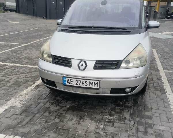 Сірий Рено Еспейс, об'ємом двигуна 2 л та пробігом 204 тис. км за 6500 $, фото 1 на Automoto.ua