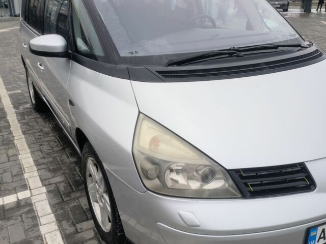 Серый Рено Эспейс, объемом двигателя 2 л и пробегом 204 тыс. км за 6500 $, фото 1 на Automoto.ua