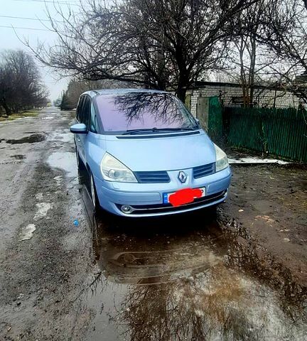 Серый Рено Эспейс, объемом двигателя 2.2 л и пробегом 240 тыс. км за 4900 $, фото 1 на Automoto.ua