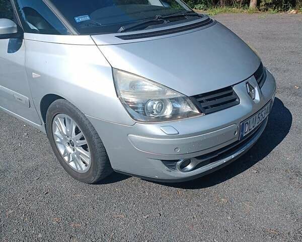 Сірий Рено Еспейс, об'ємом двигуна 2 л та пробігом 350 тис. км за 7000 $, фото 1 на Automoto.ua