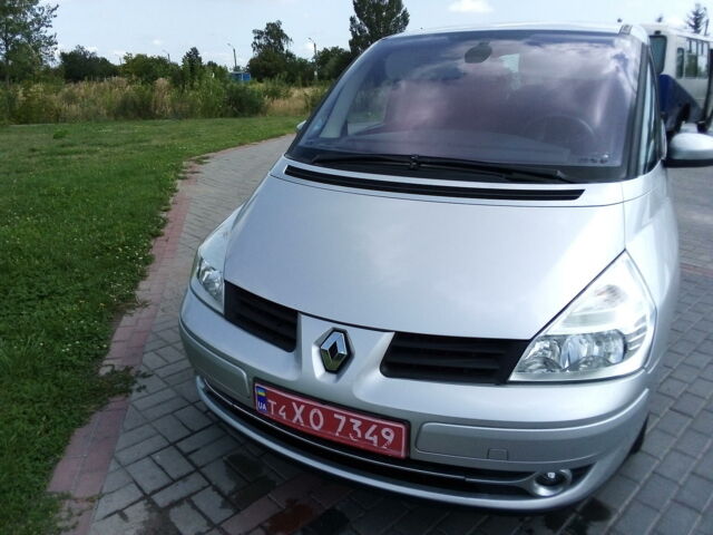 Сірий Рено Еспейс, об'ємом двигуна 2 л та пробігом 323 тис. км за 6900 $, фото 1 на Automoto.ua