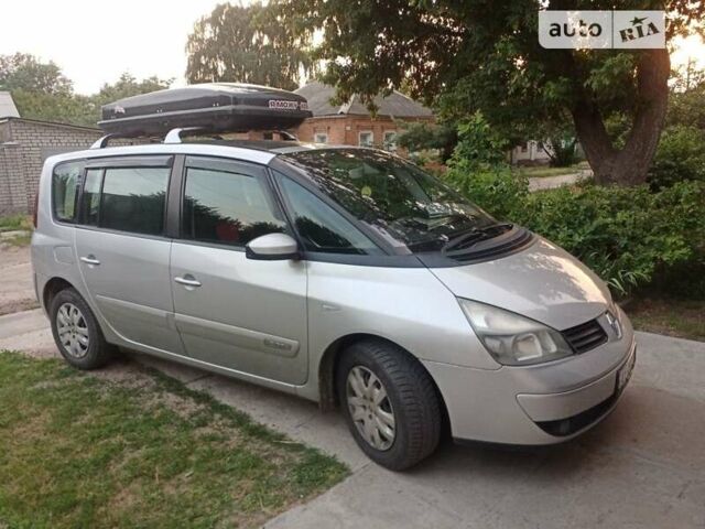 Сірий Рено Еспейс, об'ємом двигуна 2 л та пробігом 188 тис. км за 7100 $, фото 1 на Automoto.ua