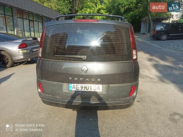 Серый Рено Эспейс, объемом двигателя 2 л и пробегом 229 тыс. км за 7000 $, фото 1 на Automoto.ua