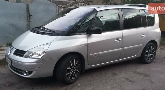 Сірий Рено Еспейс, об'ємом двигуна 2 л та пробігом 200 тис. км за 7999 $, фото 1 на Automoto.ua