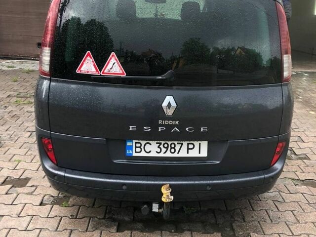 Сірий Рено Еспейс, об'ємом двигуна 2 л та пробігом 304 тис. км за 7300 $, фото 1 на Automoto.ua