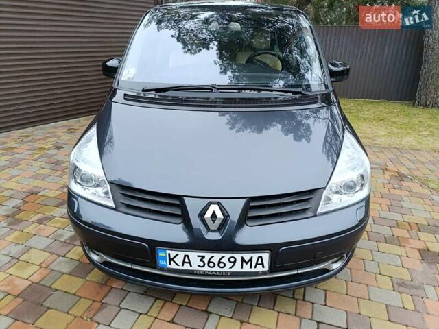 Сірий Рено Еспейс, об'ємом двигуна 2 л та пробігом 250 тис. км за 9500 $, фото 1 на Automoto.ua