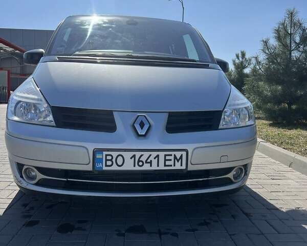 Сірий Рено Еспейс, об'ємом двигуна 2 л та пробігом 302 тис. км за 6900 $, фото 1 на Automoto.ua