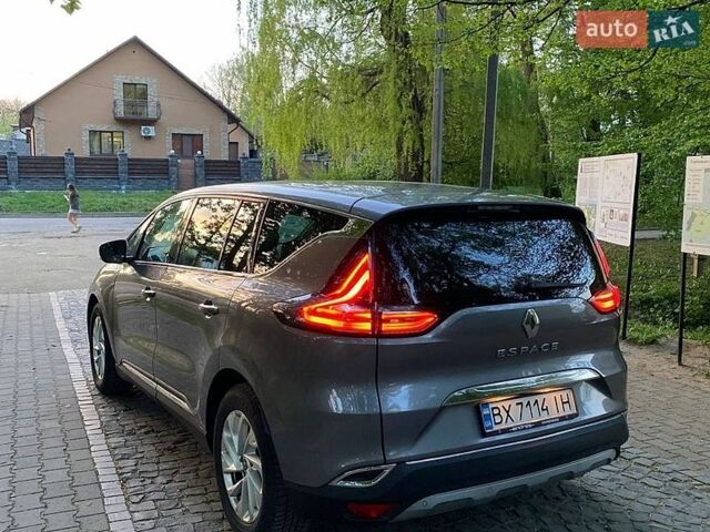 Серый Рено Эспейс, объемом двигателя 1.6 л и пробегом 250 тыс. км за 13500 $, фото 1 на Automoto.ua