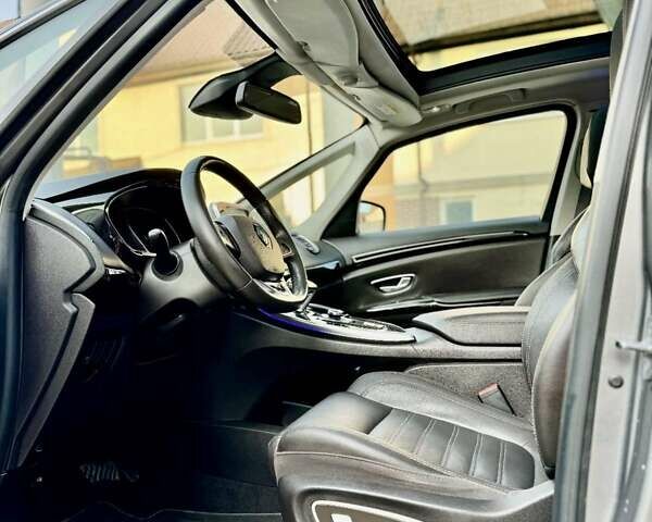 Сірий Рено Еспейс, об'ємом двигуна 1.6 л та пробігом 211 тис. км за 16000 $, фото 1 на Automoto.ua