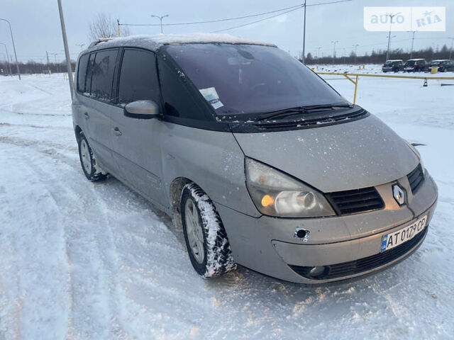 Серый Рено Эспейс, объемом двигателя 2.2 л и пробегом 150 тыс. км за 4500 $, фото 1 на Automoto.ua
