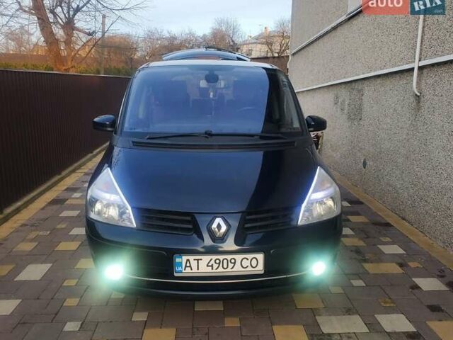 Синій Рено Еспейс, об'ємом двигуна 2 л та пробігом 350 тис. км за 5600 $, фото 1 на Automoto.ua