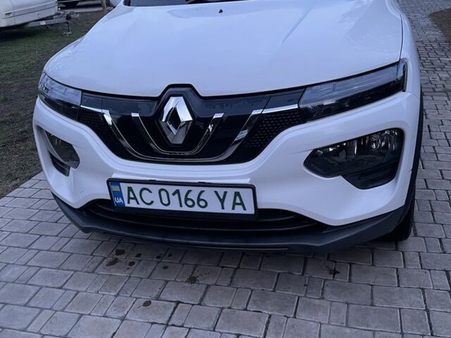 Белый Рено Estafette, объемом двигателя 0 л и пробегом 35 тыс. км за 8000 $, фото 1 на Automoto.ua