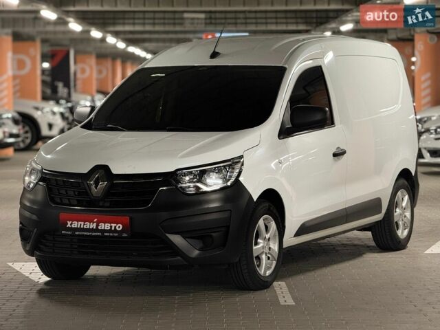Білий Рено Експрес, об'ємом двигуна 1.6 л та пробігом 135 тис. км за 11200 $, фото 1 на Automoto.ua