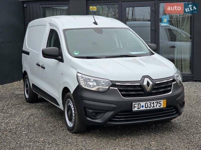 Білий Рено Експрес, об'ємом двигуна 1.5 л та пробігом 49 тис. км за 15999 $, фото 1 на Automoto.ua