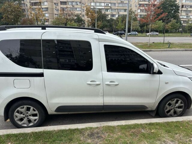 Белый Рено Экспресс, объемом двигателя 1.5 л и пробегом 80 тыс. км за 11300 $, фото 1 на Automoto.ua