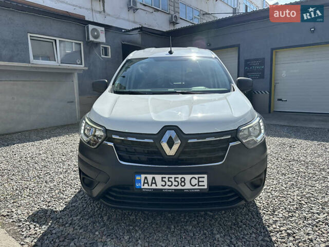 Белый Рено Экспресс, объемом двигателя 1.6 л и пробегом 45 тыс. км за 14999 $, фото 1 на Automoto.ua