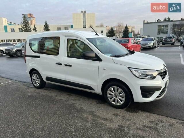 Білий Рено Експрес, об'ємом двигуна 1.46 л та пробігом 5 тис. км за 18499 $, фото 1 на Automoto.ua