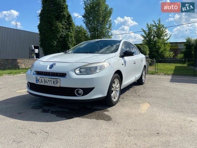 Білий Рено Флюенс, об'ємом двигуна 1.6 л та пробігом 269 тис. км за 5300 $, фото 1 на Automoto.ua