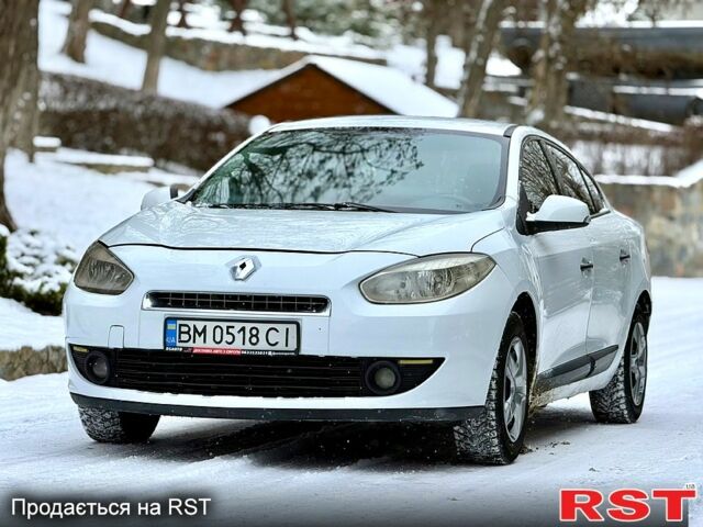 Білий Рено Флюенс, об'ємом двигуна 1.6 л та пробігом 21000 тис. км за 4550 $, фото 1 на Automoto.ua