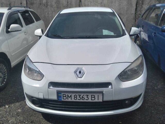 Білий Рено Флюенс, об'ємом двигуна 1.6 л та пробігом 440 тис. км за 3500 $, фото 1 на Automoto.ua