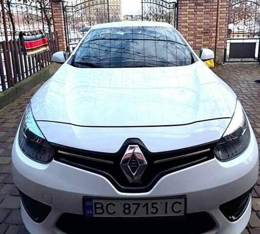 Белый Рено Флюенс, объемом двигателя 1.6 л и пробегом 214 тыс. км за 7000 $, фото 1 на Automoto.ua