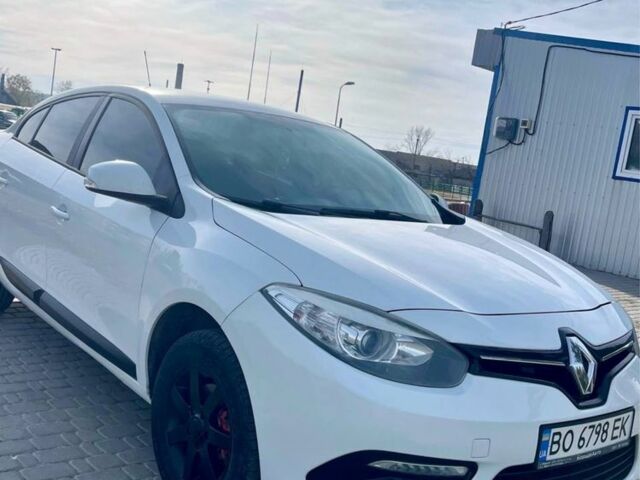 Білий Рено Флюенс, об'ємом двигуна 1.5 л та пробігом 270 тис. км за 7500 $, фото 1 на Automoto.ua