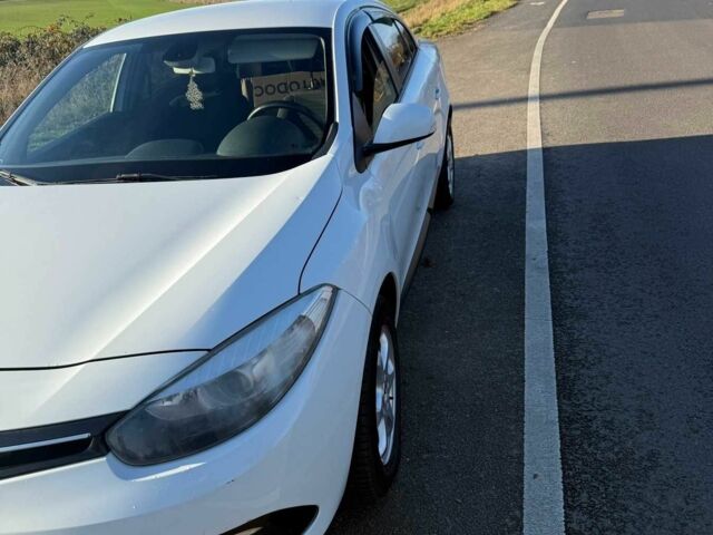 Білий Рено Флюенс, об'ємом двигуна 1.5 л та пробігом 251 тис. км за 9367 $, фото 1 на Automoto.ua