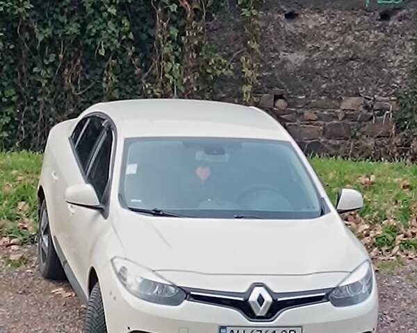 Бежевий Рено Флюенс, об'ємом двигуна 1.46 л та пробігом 125 тис. км за 6000 $, фото 1 на Automoto.ua