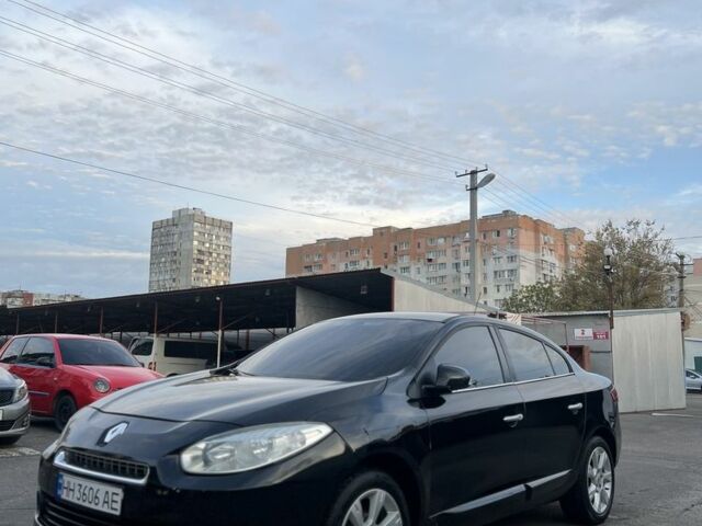 Черный Рено Флюенс, объемом двигателя 1.6 л и пробегом 205 тыс. км за 6500 $, фото 1 на Automoto.ua