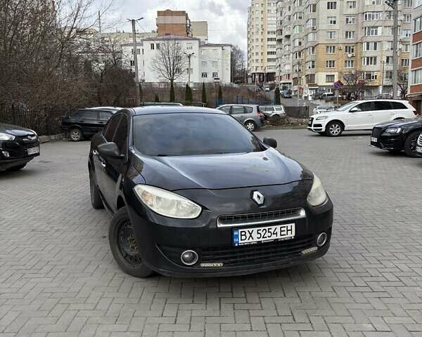 Черный Рено Флюенс, объемом двигателя 2 л и пробегом 268 тыс. км за 6700 $, фото 1 на Automoto.ua