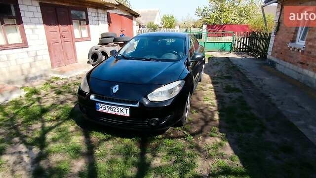 Чорний Рено Флюенс, об'ємом двигуна 1.6 л та пробігом 245 тис. км за 4500 $, фото 1 на Automoto.ua