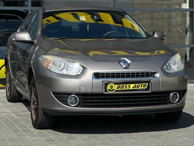 Коричневый Рено Флюенс, объемом двигателя 1.5 л и пробегом 208 тыс. км за 7200 $, фото 1 на Automoto.ua