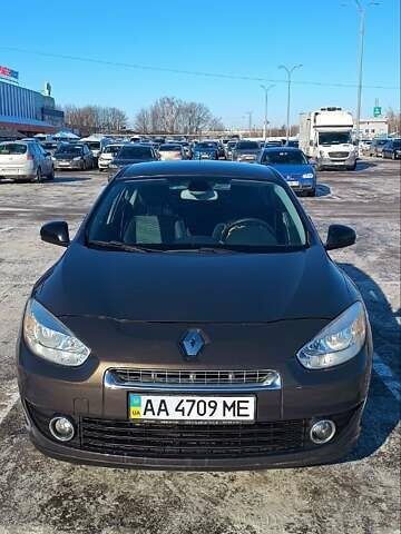 Коричневый Рено Флюенс, объемом двигателя 1.6 л и пробегом 240 тыс. км за 6800 $, фото 1 на Automoto.ua