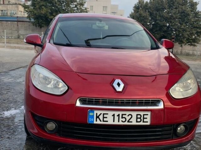 Червоний Рено Флюенс, об'ємом двигуна 1.6 л та пробігом 269 тис. км за 5000 $, фото 1 на Automoto.ua