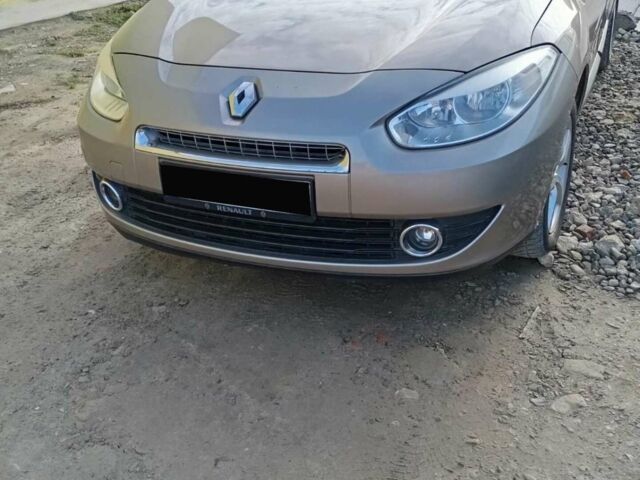 Рено Флюенс, объемом двигателя 1.6 л и пробегом 160 тыс. км за 6400 $, фото 1 на Automoto.ua