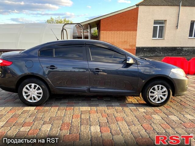 Рено Флюенс, объемом двигателя 1.5 л и пробегом 230 тыс. км за 6500 $, фото 1 на Automoto.ua