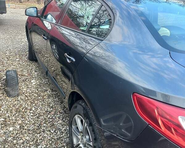 Рено Флюенс, объемом двигателя 1.5 л и пробегом 200 тыс. км за 6200 $, фото 1 на Automoto.ua