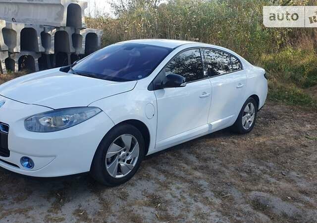 Рено Флюенс, объемом двигателя 0 л и пробегом 111 тыс. км за 6900 $, фото 1 на Automoto.ua