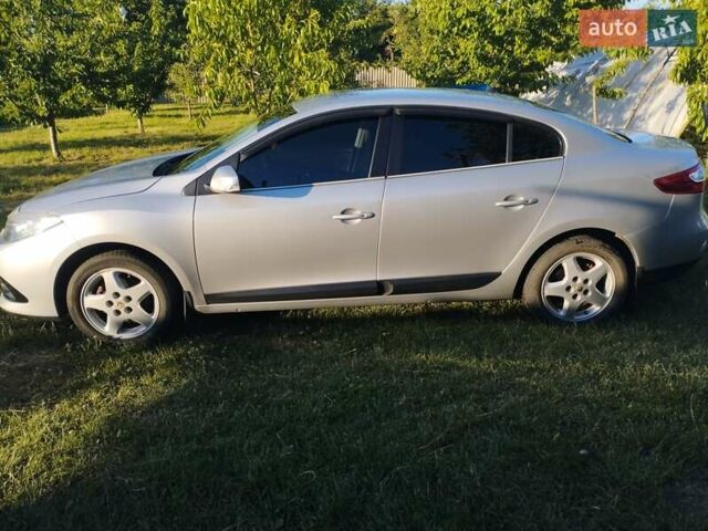 Рено Флюенс, объемом двигателя 1.46 л и пробегом 203 тыс. км за 8300 $, фото 1 на Automoto.ua