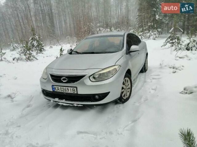 Серый Рено Флюенс, объемом двигателя 1.6 л и пробегом 176 тыс. км за 6000 $, фото 1 на Automoto.ua