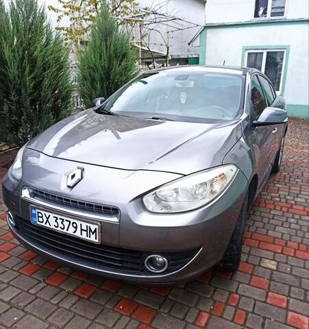 Сірий Рено Флюенс, об'ємом двигуна 1.46 л та пробігом 240 тис. км за 6000 $, фото 1 на Automoto.ua