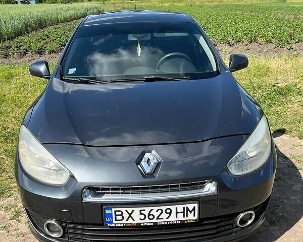 Сірий Рено Флюенс, об'ємом двигуна 1.46 л та пробігом 245 тис. км за 6000 $, фото 1 на Automoto.ua