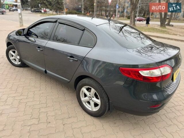 Сірий Рено Флюенс, об'ємом двигуна 1.6 л та пробігом 186 тис. км за 6999 $, фото 1 на Automoto.ua