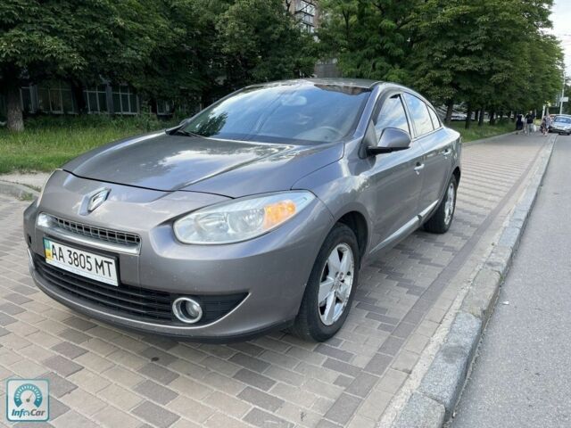Сірий Рено Флюенс, об'ємом двигуна 2 л та пробігом 220 тис. км за 4500 $, фото 1 на Automoto.ua