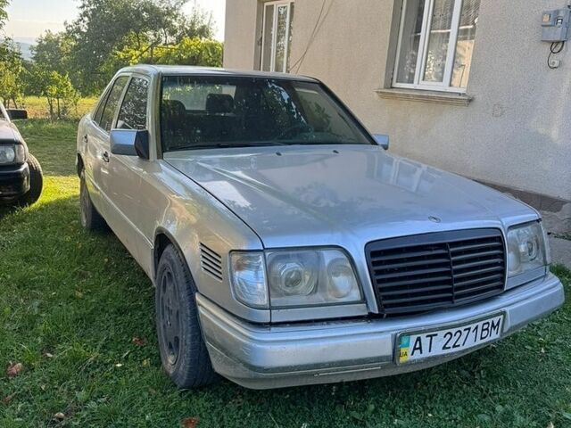 Сірий Рено Флюенс, об'ємом двигуна 1.6 л та пробігом 141 тис. км за 5700 $, фото 1 на Automoto.ua